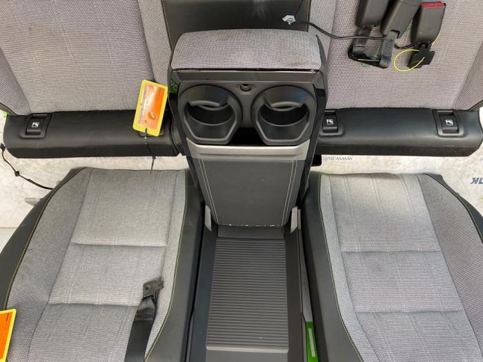 Baksätesbänk från en Renault Scenic E-Tech Electric (RCB) EV60 2024