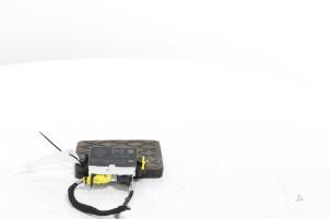 Begagnade PDC-modul Peugeot 208 II (UB/UH/UP) 1.2 Hybrid 100 Pris € 242,00 Inklusive moms erbjuds av Snuverink Autodemontage