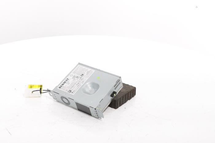 Radio från en Renault Scenic E-Tech Electric (RCB) EV60 2024