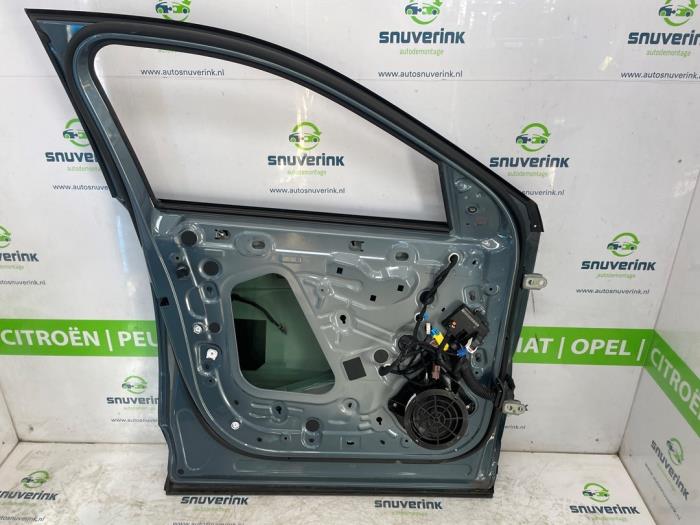 Door 4-door, front left from a Peugeot 3008 III e-3008 210 73 kWh 2024