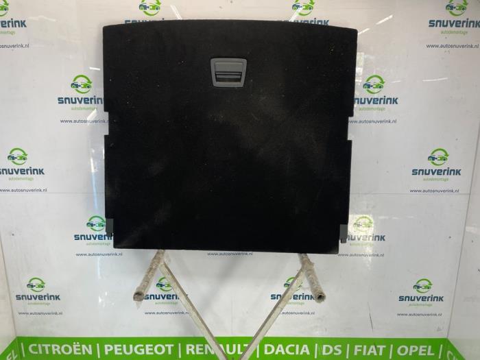 Boot mat from a Peugeot 3008 III e-3008 210 73 kWh 2024