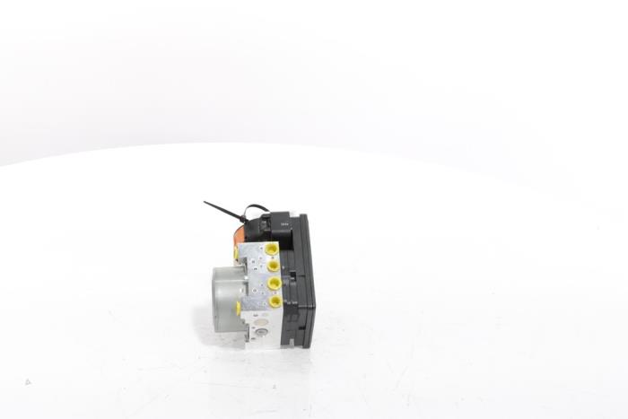 Pompa ABS z Peugeot 208 II (UB/UH/UP) 1.2 Hybrid 100 2025