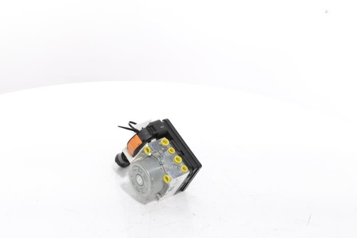 Pompa ABS z Peugeot 208 II (UB/UH/UP) 1.2 Hybrid 100 2025
