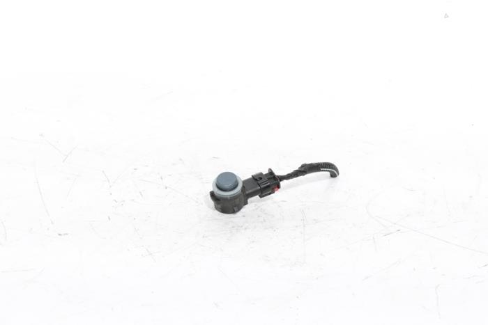Usados Sensor PDC Peugeot 3008 III e-3008 210 73 kWh Precio € 48,40 IVA incluido ofrecido por Snuverink Autodemontage