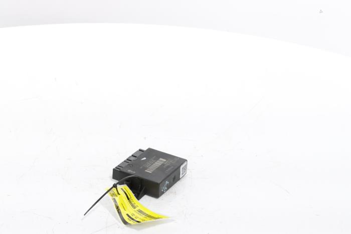 PDC-modul från en Renault Scenic E-Tech Electric (RCB) EV60 2024