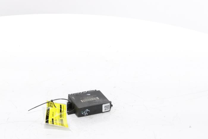 PDC-modul från en Renault Scenic E-Tech Electric (RCB) EV60 2024