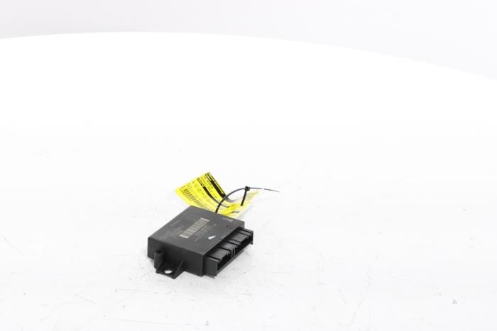 PDC-modul från en Renault Scenic E-Tech Electric (RCB) EV60 2024