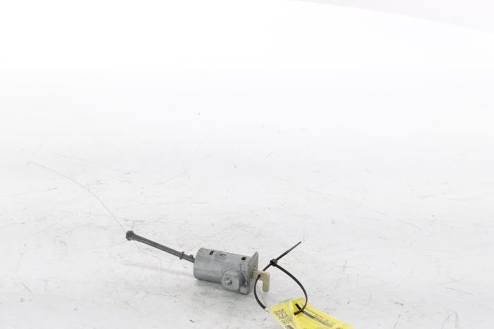 Dörrlåscylinder, vänster från en Renault Scenic E-Tech Electric (RCB) EV60 2024
