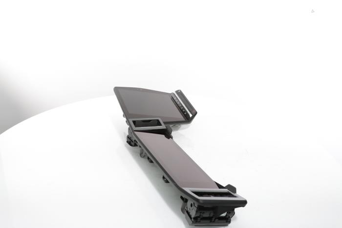 Instrumentpanel från en Renault Scenic E-Tech Electric (RCB) EV60 2024