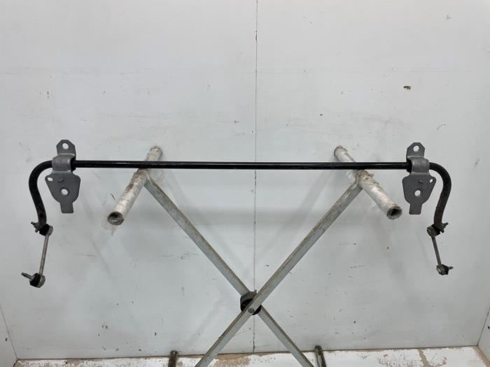 Front anti-roll bar from a Peugeot 3008 III e-3008 210 73 kWh 2024