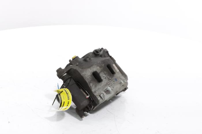 Främre bromsok, vänster från en Renault Scenic E-Tech Electric (RCB) EV60 2024