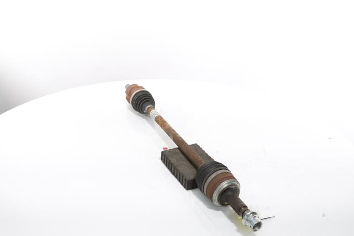 Drivaxel, höger fram från en Renault Scenic E-Tech Electric (RCB) EV60 2024