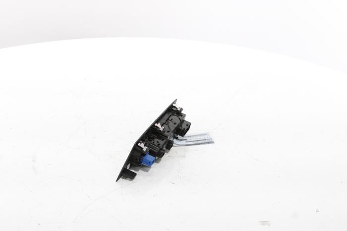 Multi-functional window switch from a Peugeot 3008 III e-3008 210 73 kWh 2024