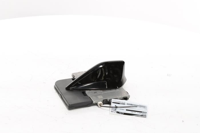 Antenna from a Peugeot 3008 III e-3008 210 73 kWh 2024