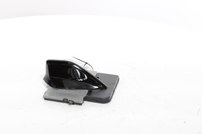 Antenna from a Peugeot 3008 III e-3008 210 73 kWh 2024