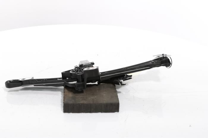 Rear door window mechanism 4-door, left from a Peugeot 3008 III e-3008 210 73 kWh 2024