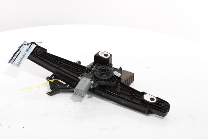 Rear door window mechanism 4-door, left from a Peugeot 3008 III e-3008 210 73 kWh 2024