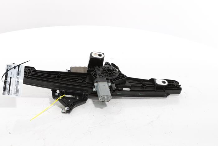 Rear door window mechanism 4-door, left from a Peugeot 3008 III e-3008 210 73 kWh 2024