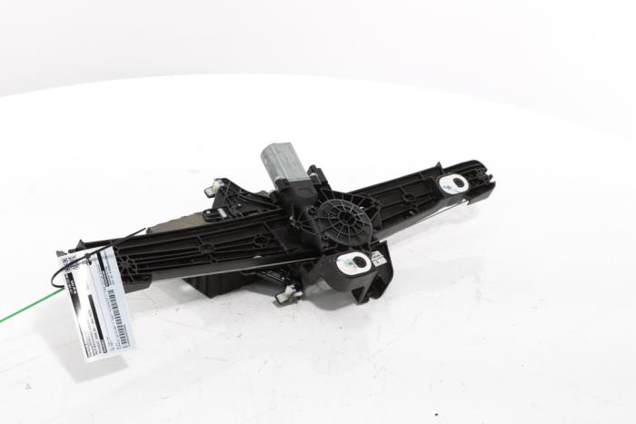 Rear door window mechanism 4-door, right from a Peugeot 3008 III e-3008 210 73 kWh 2024