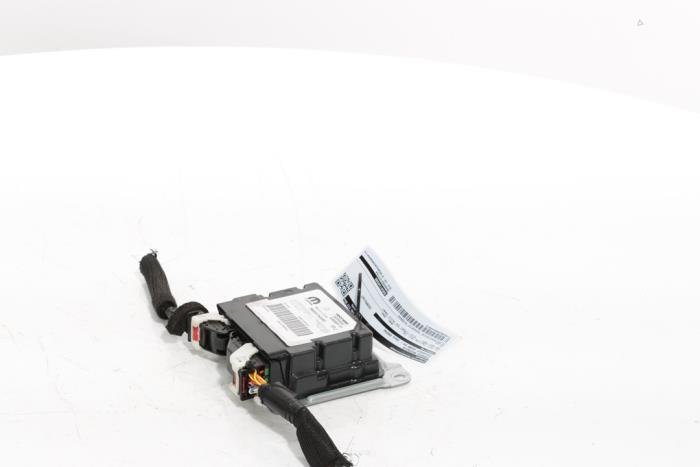Airbag Module from a Peugeot 3008 III e-3008 210 73 kWh 2024