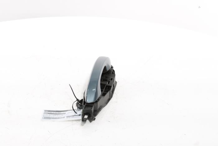 Rear door handle 4-door, right from a Peugeot 3008 III e-3008 210 73 kWh 2024