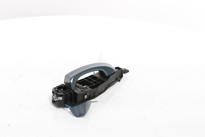 Door handle 4-door, front left from a Peugeot 3008 III e-3008 210 73 kWh 2024