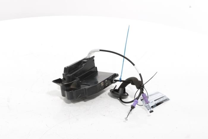 Door lock mechanism 4-door, front left from a Peugeot 3008 III e-3008 210 73 kWh 2024
