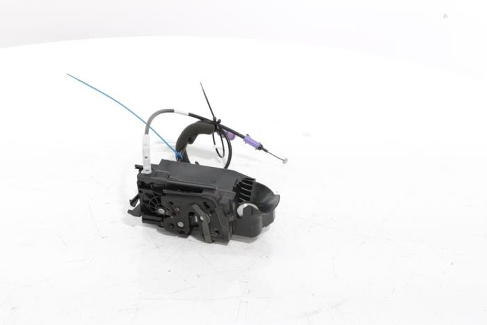 Door lock mechanism 4-door, front left from a Peugeot 3008 III e-3008 210 73 kWh 2024