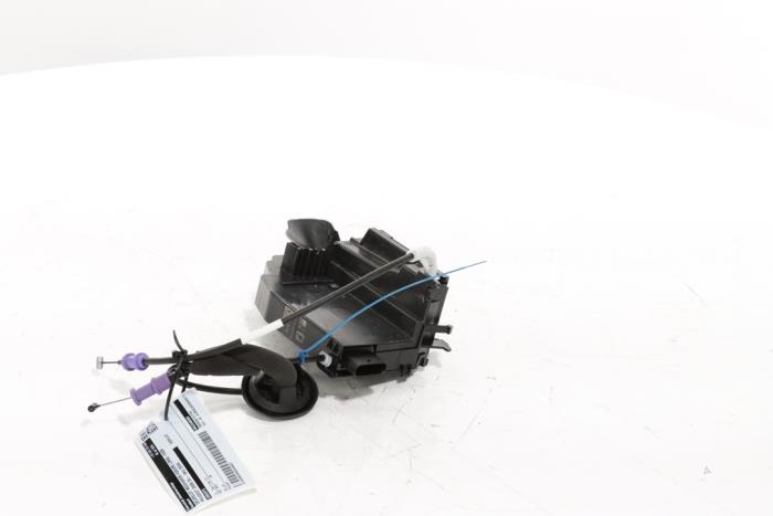 Door lock mechanism 4-door, front left from a Peugeot 3008 III e-3008 210 73 kWh 2024