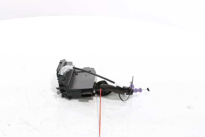 Front door lock mechanism 4-door, right from a Peugeot 3008 III e-3008 210 73 kWh 2024