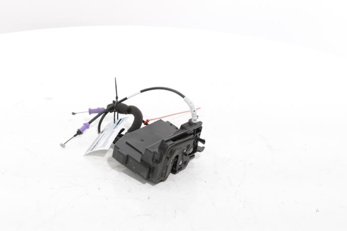 Front door lock mechanism 4-door, right from a Peugeot 3008 III e-3008 210 73 kWh 2024