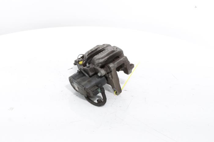 Rear brake calliper, left from a Peugeot 3008 III e-3008 210 73 kWh 2024