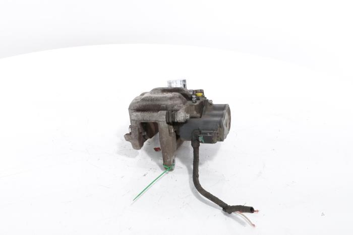 Rear brake calliper, right from a Peugeot 3008 III e-3008 210 73 kWh 2024