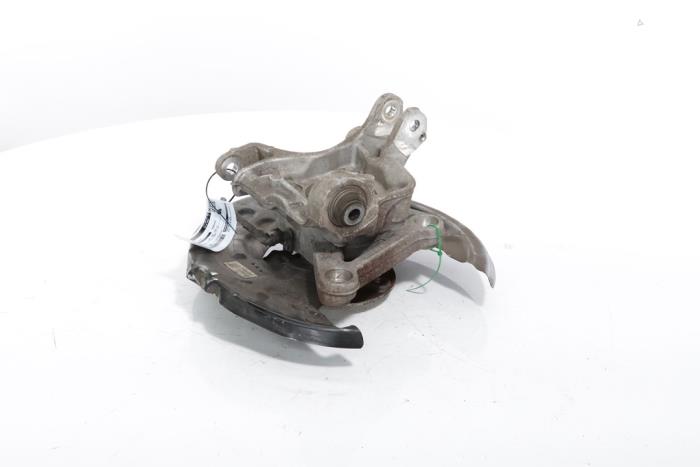 Knuckle, rear right from a Peugeot 3008 III e-3008 210 73 kWh 2024