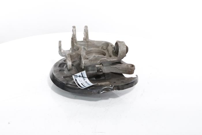 Knuckle, rear right from a Peugeot 3008 III e-3008 210 73 kWh 2024