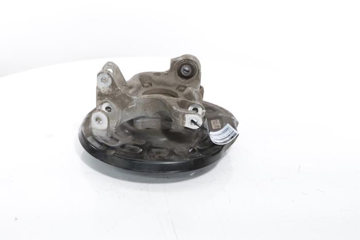 Knuckle, rear right from a Peugeot 3008 III e-3008 210 73 kWh 2024