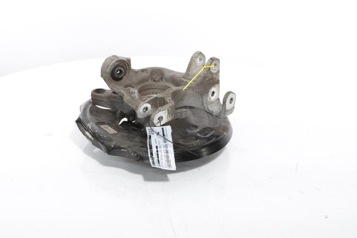 Knuckle, rear left from a Peugeot 3008 III e-3008 210 73 kWh 2024