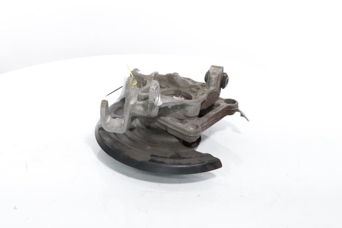 Knuckle, rear left from a Peugeot 3008 III e-3008 210 73 kWh 2024