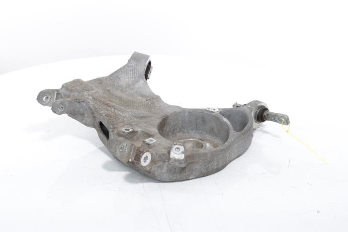 Rear wishbone, left from a Peugeot 3008 III e-3008 210 73 kWh 2024