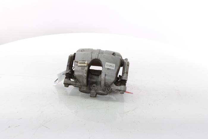 Front brake calliper, right from a Peugeot 3008 III e-3008 210 73 kWh 2024