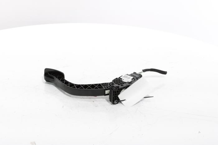 Accelerator pedal from a Peugeot 3008 III e-3008 210 73 kWh 2024