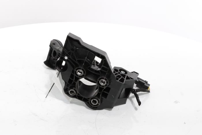 Brake pedal from a Peugeot 3008 III e-3008 210 73 kWh 2024