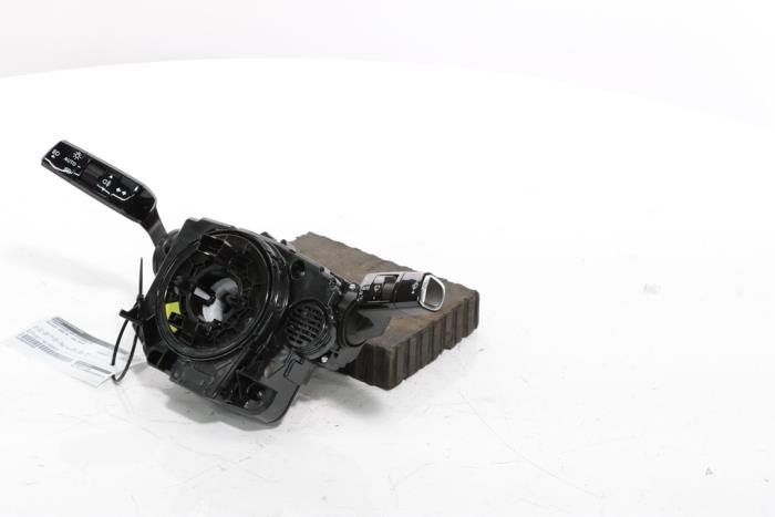 Steering column stalk from a Peugeot 3008 III e-3008 210 73 kWh 2024