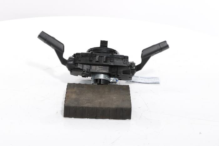 Steering column stalk from a Peugeot 3008 III e-3008 210 73 kWh 2024