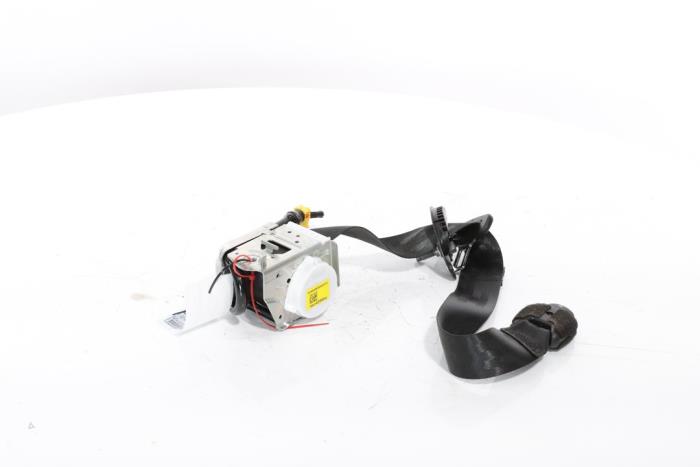 Front seatbelt, right from a Peugeot 3008 III e-3008 210 73 kWh 2024