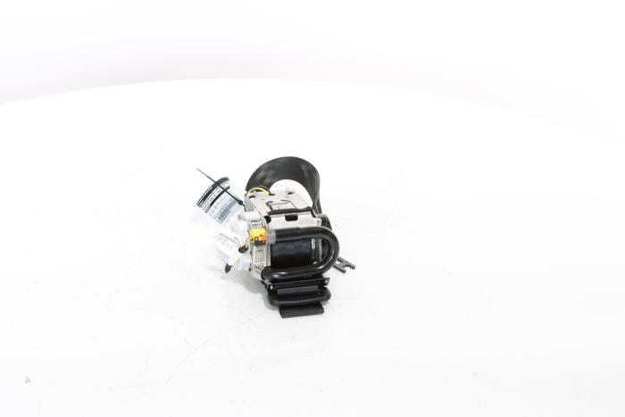 Rear seatbelt, left from a Peugeot 3008 III e-3008 210 73 kWh 2024
