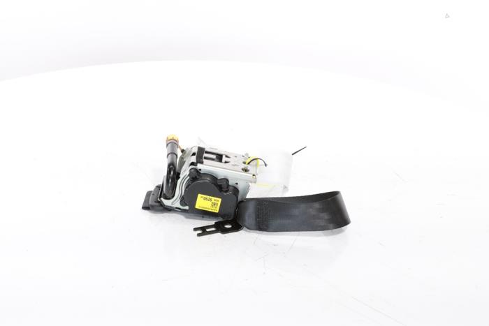 Rear seatbelt, left from a Peugeot 3008 III e-3008 210 73 kWh 2024