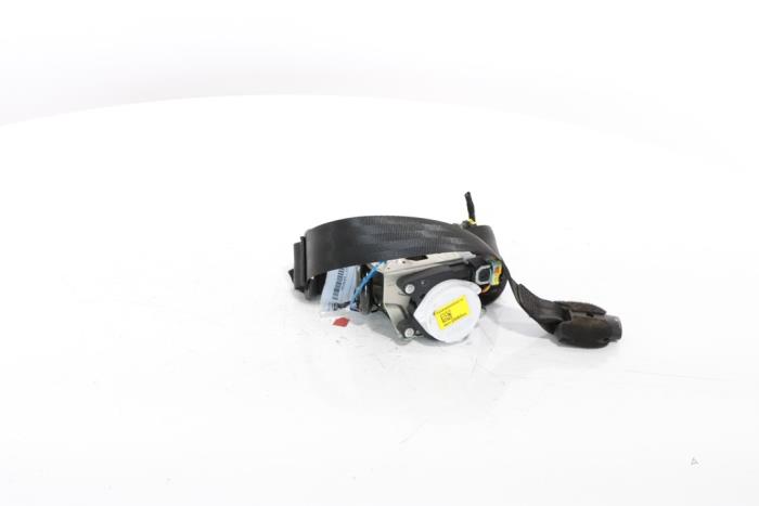 Front seatbelt, left from a Peugeot 3008 III e-3008 210 73 kWh 2024