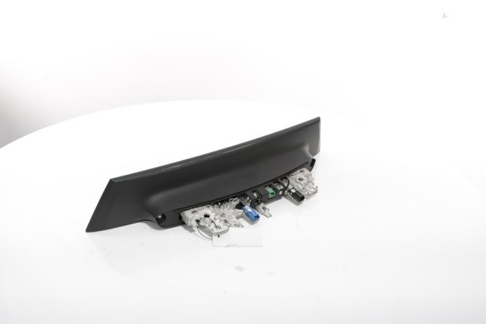 Instrument panel from a Peugeot 3008 III e-3008 210 73 kWh 2024