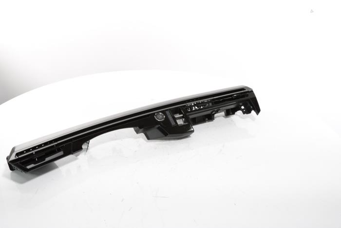 Dashboard vent from a Peugeot 3008 III e-3008 210 73 kWh 2024